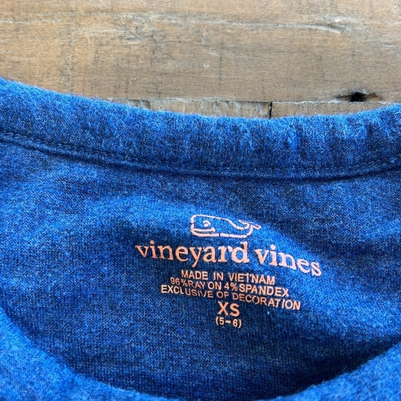 Vineyard vines weekend boxy top - Picture 3 of 5